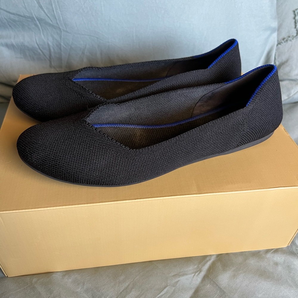 Women's Black Flats
